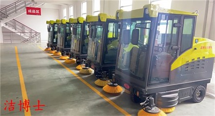 潔博士掃地車 城市綠化管理的智能化革新實(shí)踐
